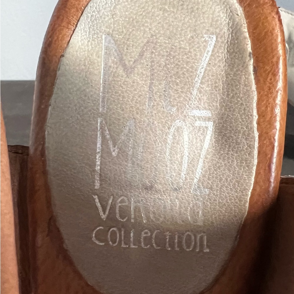 Miz Mooz Grey Leather Cutout Peep-Toe Block Heel Sandals - Picture 2 of 7